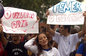 Contra o desmonte na educação, ocupações sacodem escolas no país