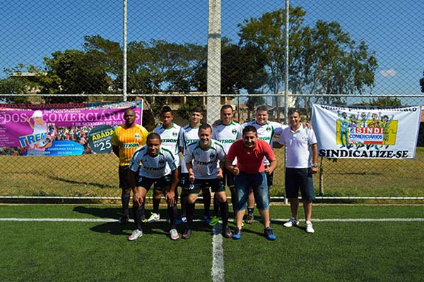 Foi dado o pontapé inicial para o VIII Campeonato dos comerciários de Cachoeiro