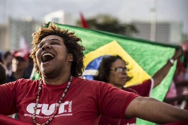 Os negros nos protestos democráticos