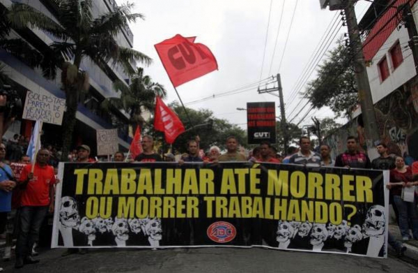 &quot;Resistir à reforma trabalhista é resistir ao golpe&quot;, diz Paulo Cayres