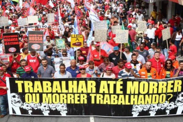 PEC da Previdência mostra de que lado está Bolsonaro: contra o povo brasileiro