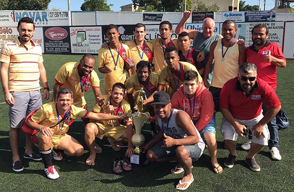 Casagrande é a grande campeã do torneio de Society dos comerciários de Linhares