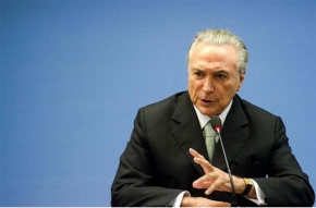 Temer propõe reforma trabalhista com fim de férias e 13º salário