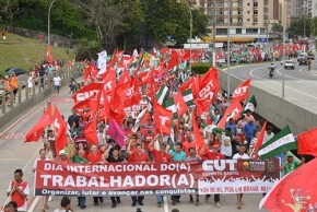 1º de Maio: 10 mil participam da Caminhada do Trabalhador e da Trabalhadora