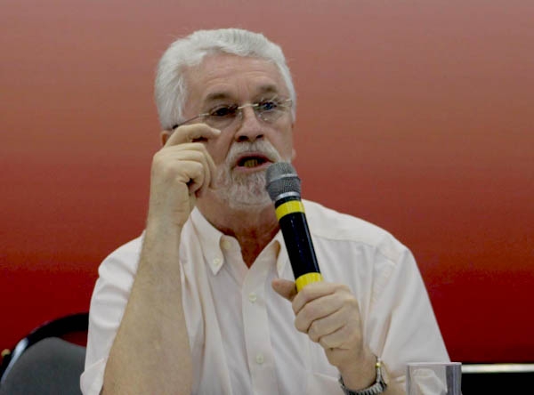 João Felicio: “Ajuste fiscal é essência da política neoliberal”