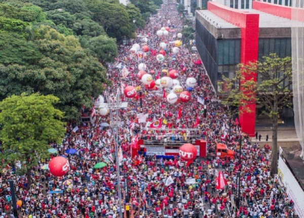 Vamos parar o Brasil no dia 28 de abril